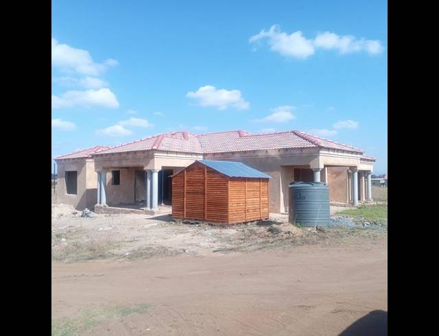 4 BEDROOM HOUSE FOR SALE IN HAAKDOORNBOOM